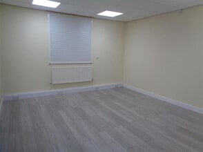 Dudley Rd, Darlington for sale Interior Photo- Image 2 of 5