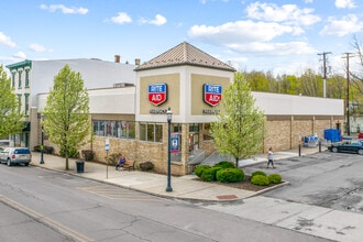 15 W Centre St, Mahanoy City, PA for lease Interior Photo- Image 2 of 8