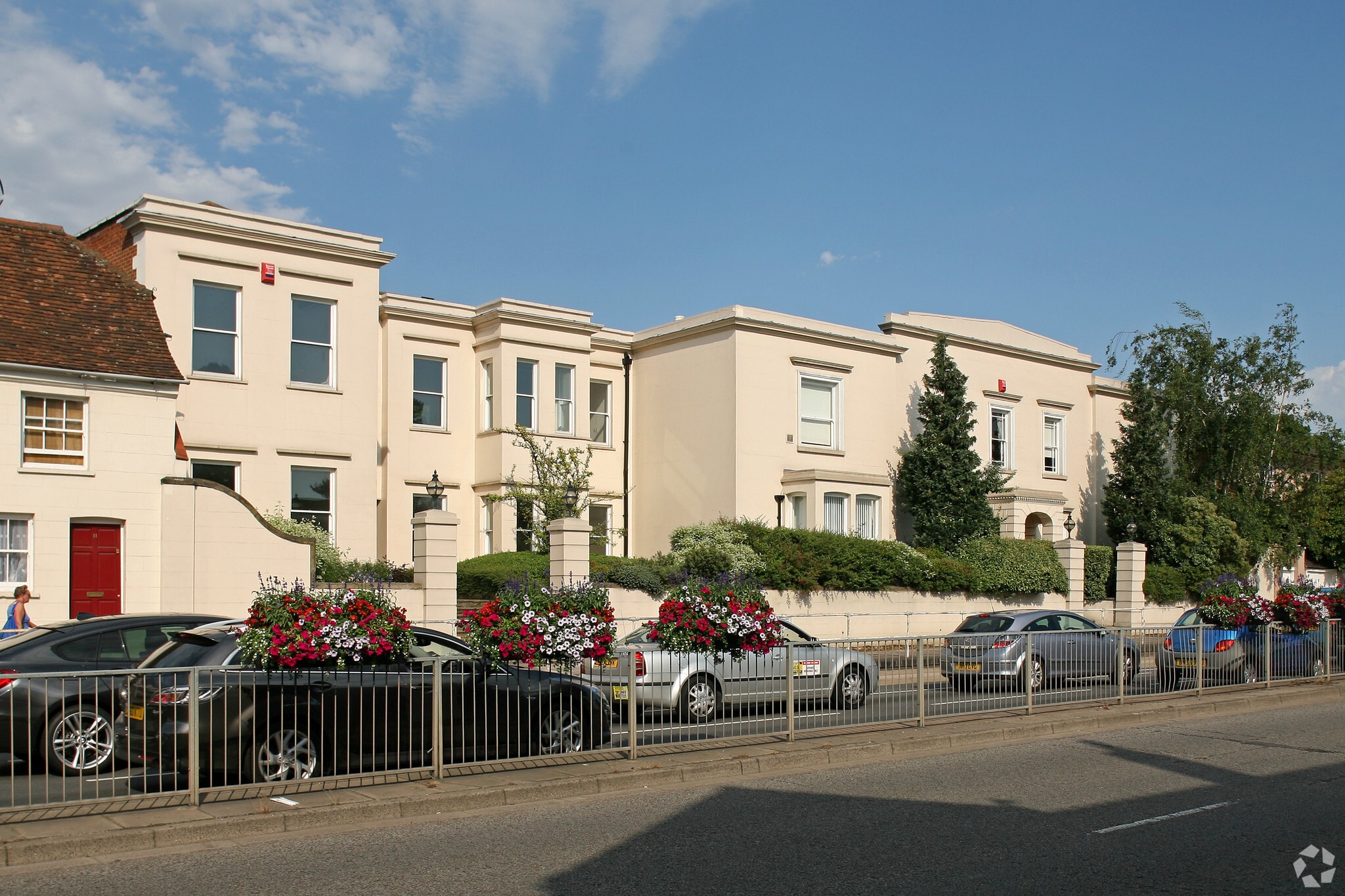 Walton St, Aylesbury for sale Primary Photo- Image 1 of 1