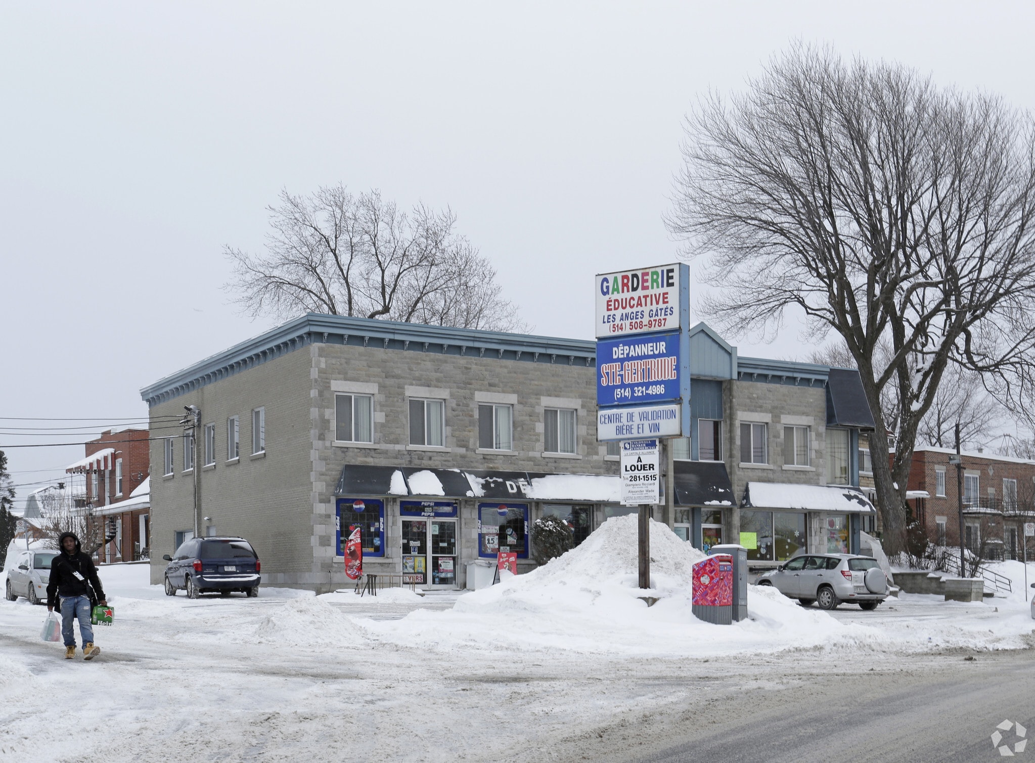 4690-4698 Boul Gouin E, Montréal, QC for sale Primary Photo- Image 1 of 1