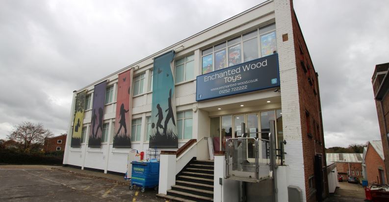 1-3 East St, Farnham for sale - Building Photo - Image 1 of 1