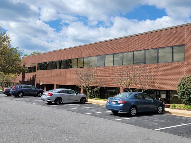 7610-7616 Standish Pl, Rockville, MD for lease - Building Photo - Image 2 of 6