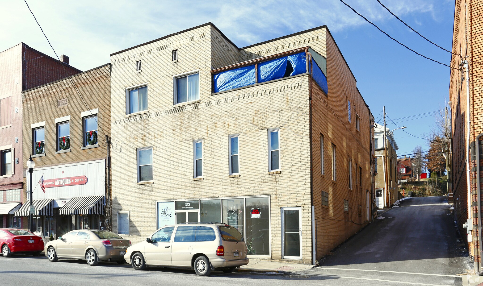 312 E 6th Ave, Tarentum, PA for sale Primary Photo- Image 1 of 1