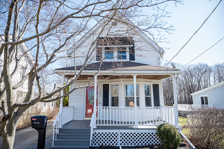 7319 Little Mountain Rd, Mentor, OH 44060