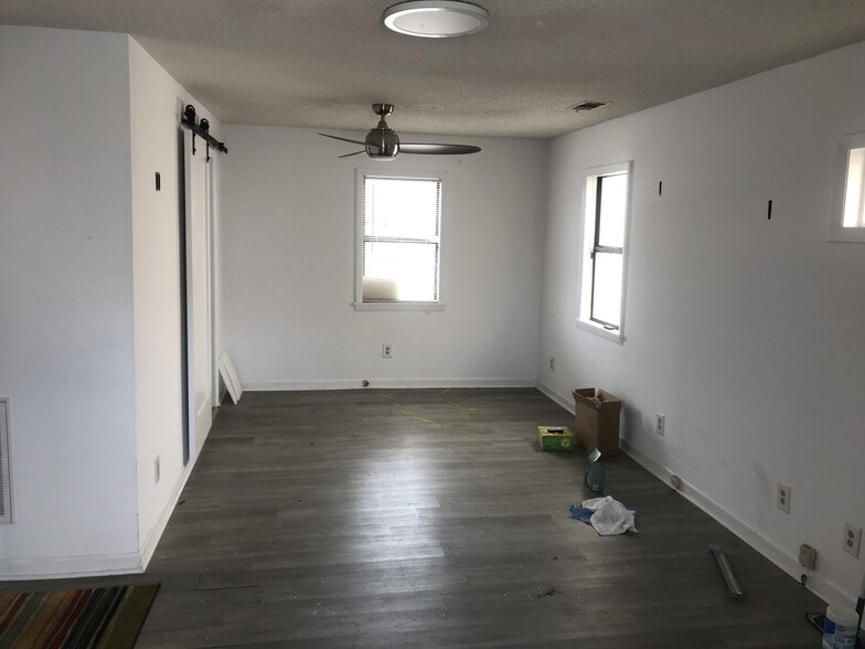 711A-711B Hill Ave, Nashville, TN for lease - Building Photo - Image 3 of 9
