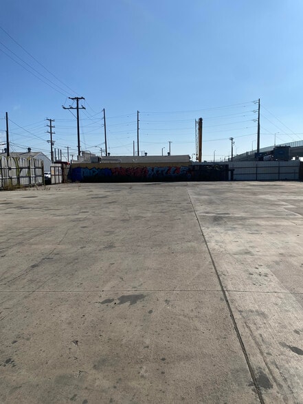 Colon St, Wilmington, CA for sale - Building Photo - Image 1 of 4