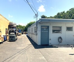 220 SW 30th St, Fort Lauderdale FL - Warehouse