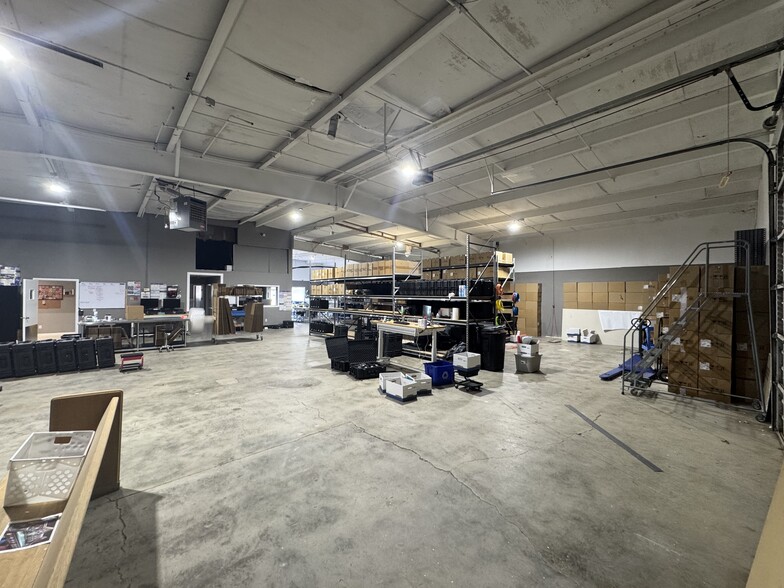 909 N Scott Ave, Belton, MO for sale - Building Photo - Image 2 of 7