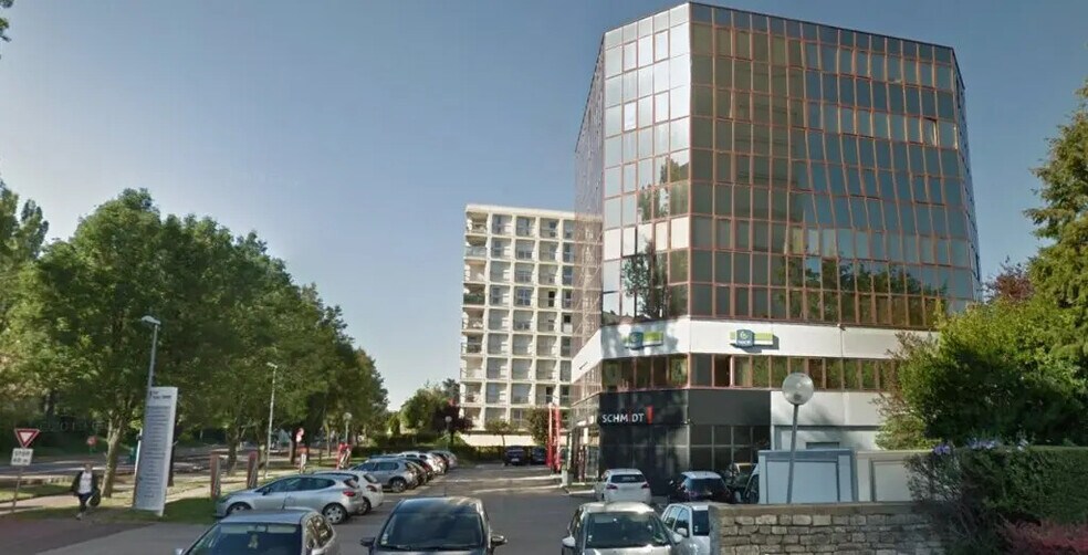 Office in Chalon-sur-Saône for lease - Building Photo - Image 3 of 4