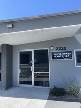 2217-2231 S Grand Ave, Santa Ana, CA for lease Building Photo- Image 2 of 2