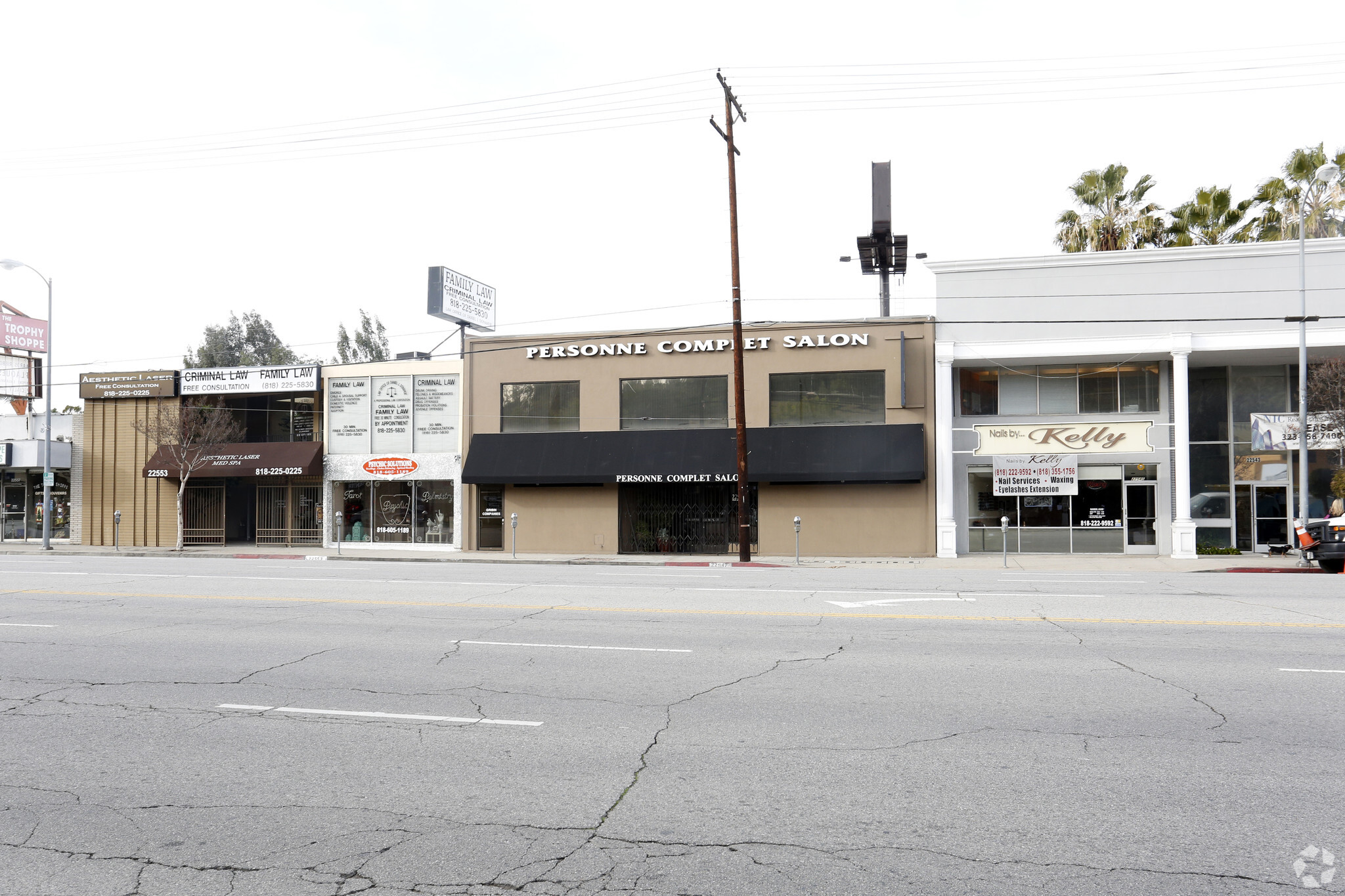 22547 Ventura Blvd, Woodland Hills, CA for lease Primary Photo- Image 1 of 3