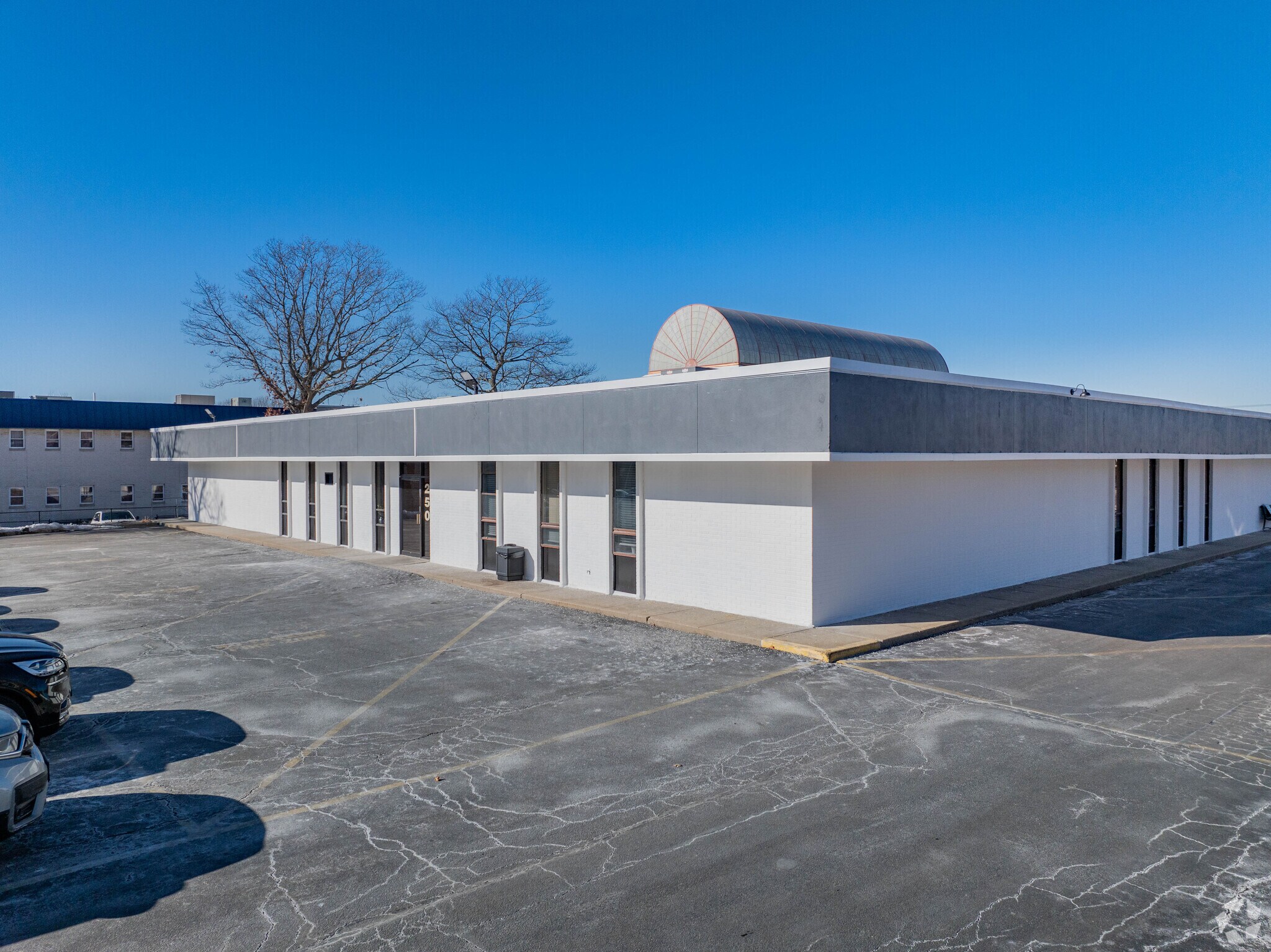 250 Patchogue Yaphank Rd, East Patchogue, NY for sale Primary Photo- Image 1 of 17