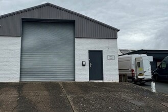 New Rd, Pershore for lease Building Photo- Image 1 of 2