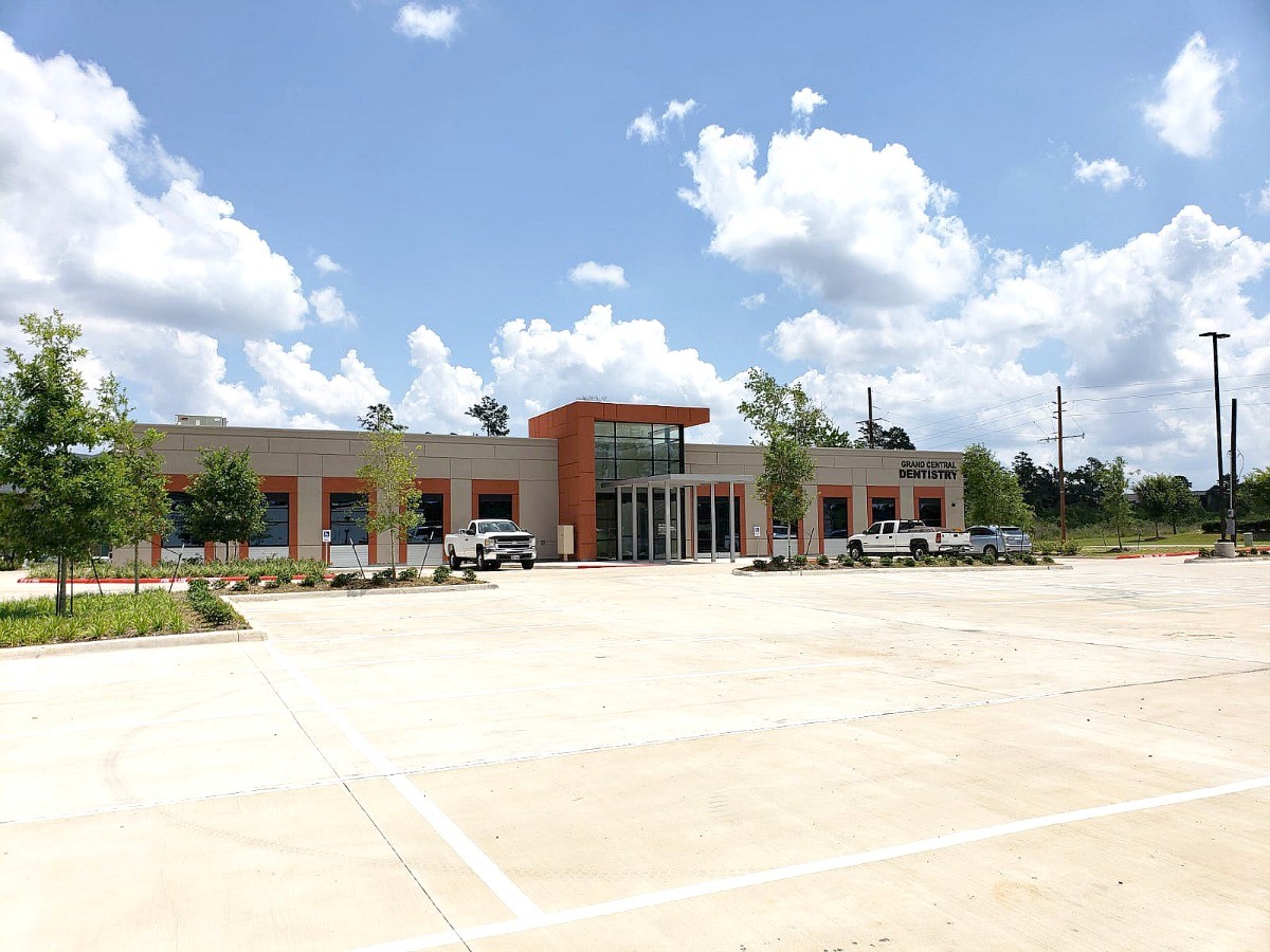 600 S Conroe Medical Dr, Conroe, TX for lease Primary Photo- Image 1 of 36