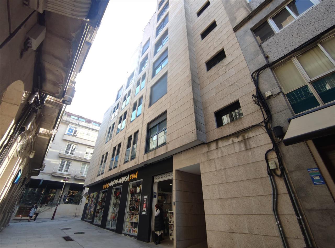 Retail in Vigo for sale Building Photo- Image 1 of 15