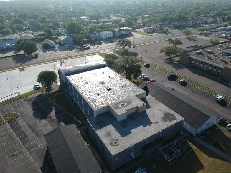 3401 S Alameda St, Corpus Christi, TX for sale - Building Photo - Image 2 of 9