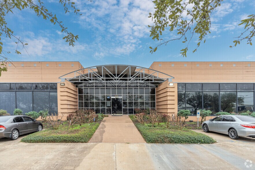 8505 Monroe Rd, Houston, TX 77061 FNS. Inc.