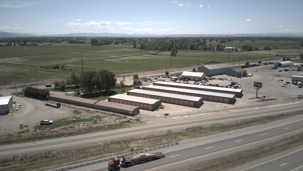 657 N Yellowstone Hwy, Rigby, ID for sale - Primary Photo - Image 1 of 1