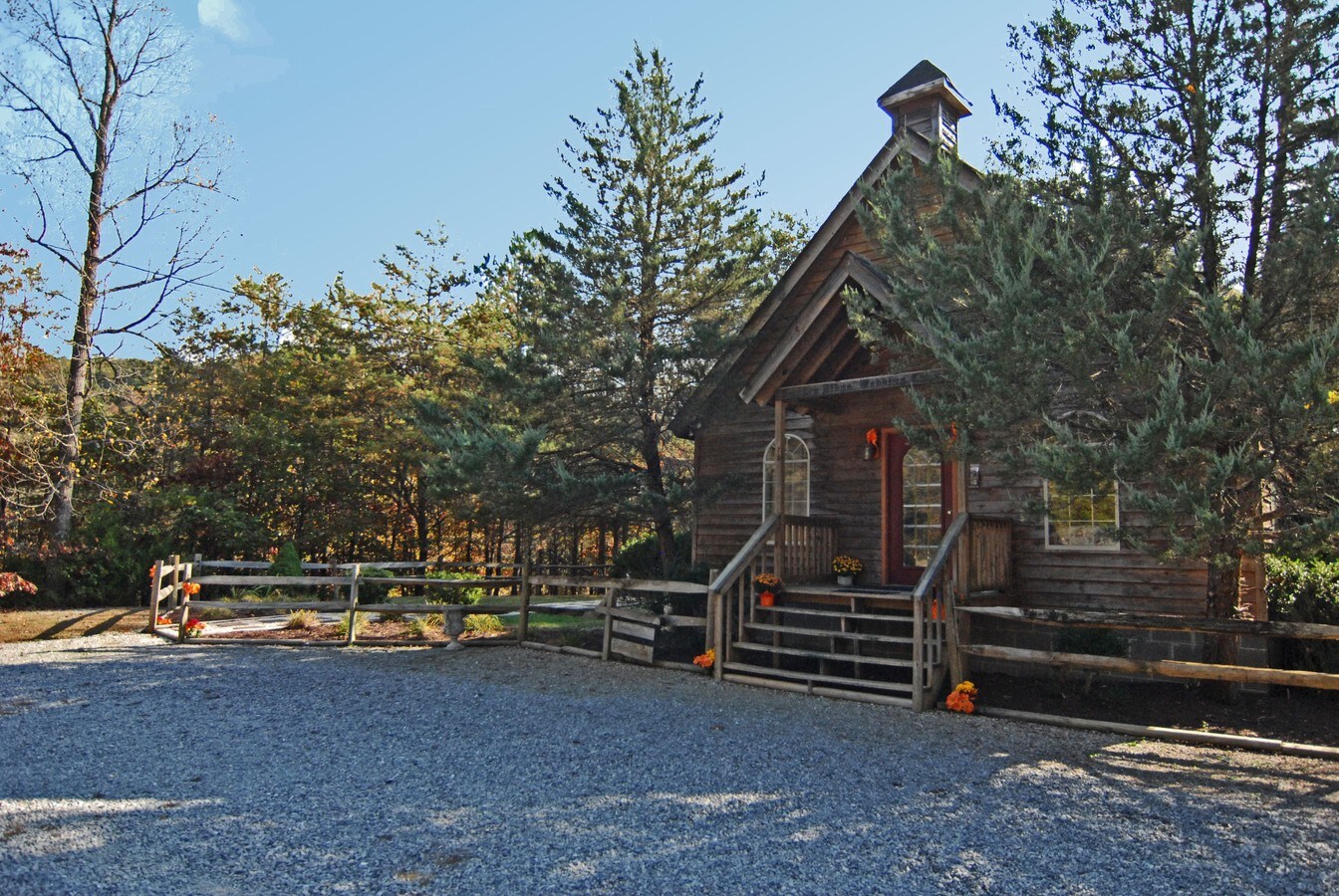 1719 Timber Ridge Way, Sevierville, TN 37876