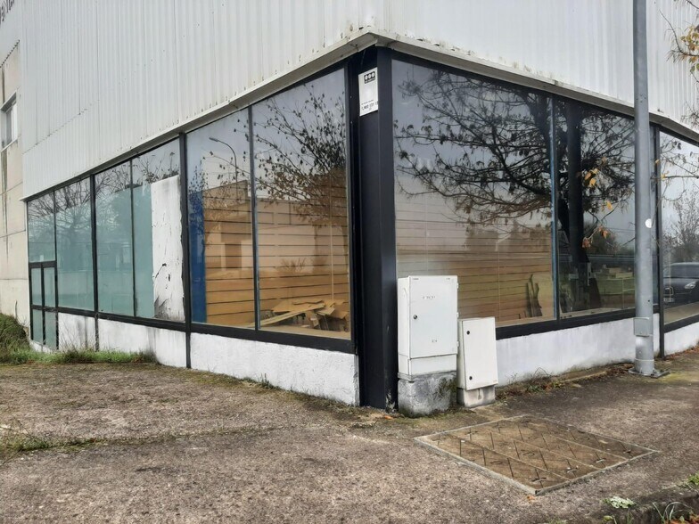 Industrial in Malpartida de Cáceres for lease - Building Photo - Image 1 of 7