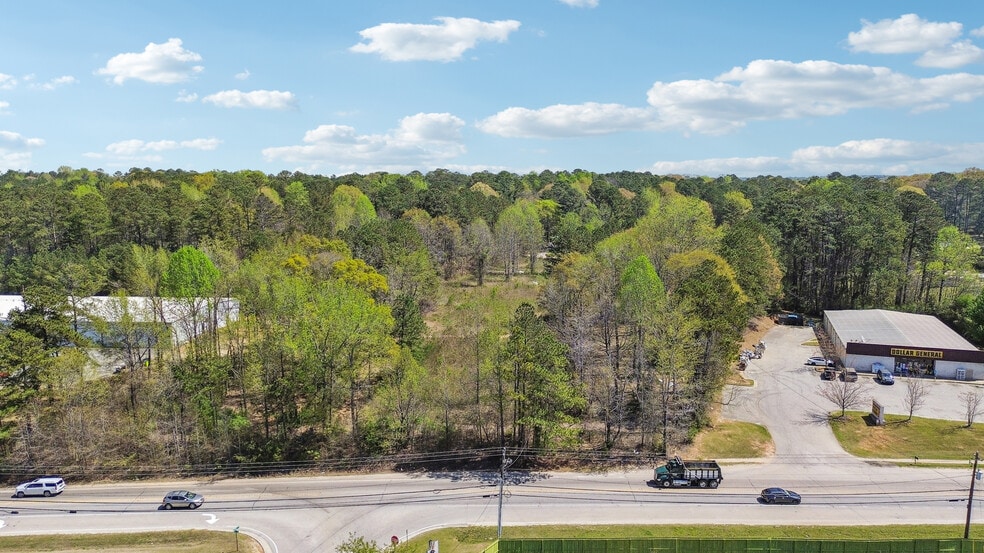 3470 Henry Blvd, Stockbridge, GA for sale - Building Photo - Image 2 of 7