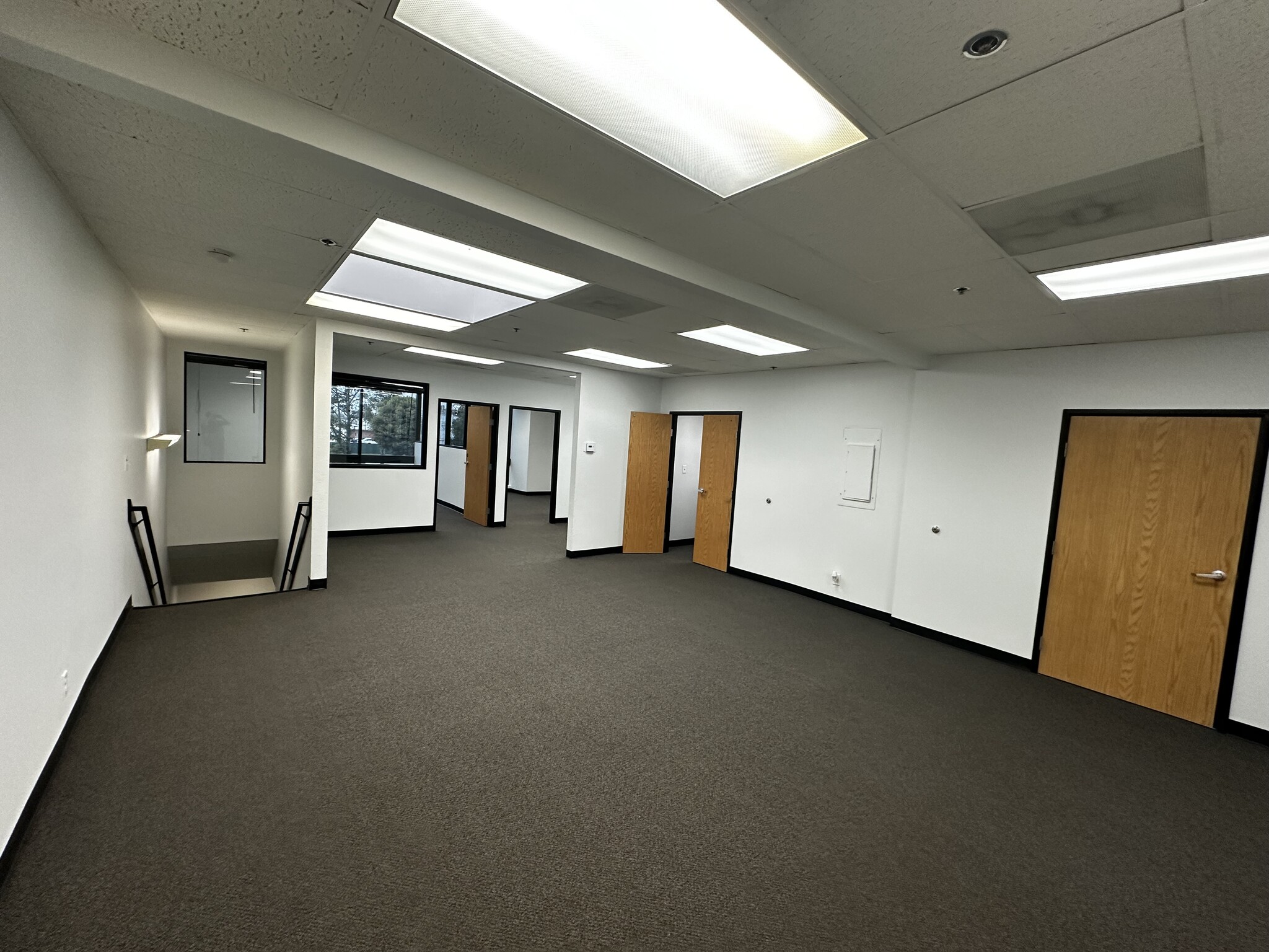 350 S Crenshaw Blvd, Torrance, CA for lease Building Photo- Image 1 of 8