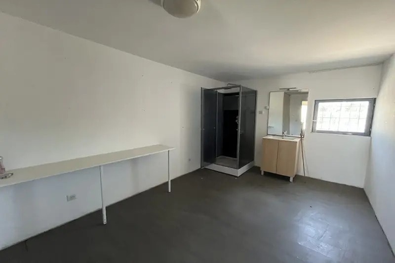 Office in Saint-Jean-de-Védas for lease - Interior Photo - Image 3 of 4