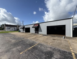 1805 1st St, Seabrook TX - Storefront Property