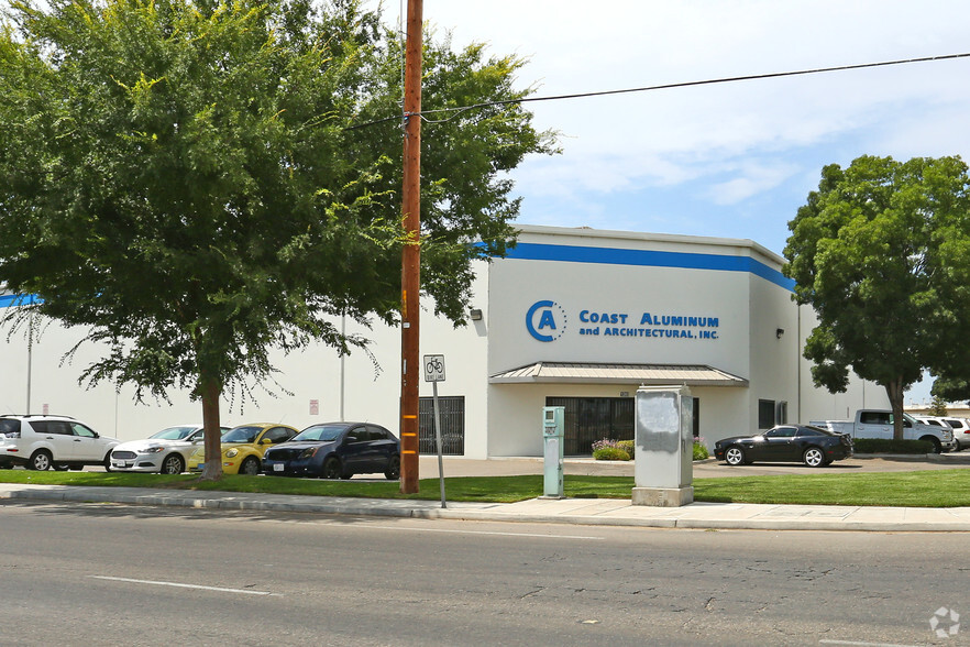 1360 E North Ave, Fresno, CA for sale - Primary Photo - Image 1 of 3