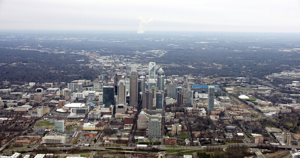 855 S Mint St, Charlotte, NC for lease - Aerial - Image 2 of 7