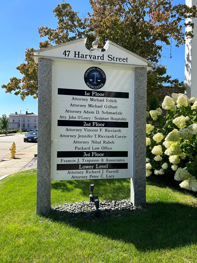 47 Harvard St, Worcester, MA 01609