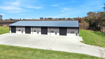 14596 US Highway 75, Van Alstyne TX - Warehouse