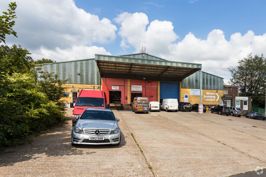 Ivyhouse Ln, Hastings for lease - Building Photo - Image 2 of 3