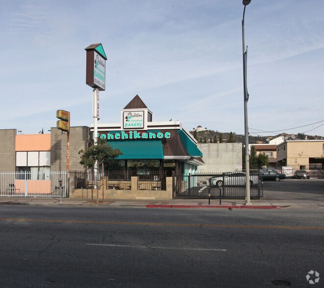 5019 Hollywood Blvd, Los Angeles, CA for sale - Building Photo - Image 3 of 4