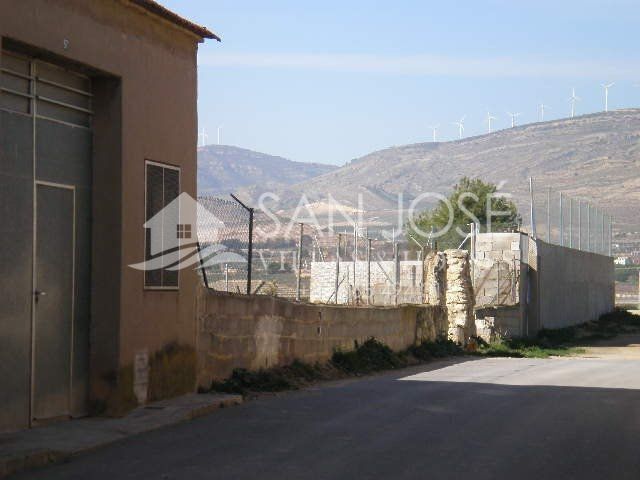 Land in Caudete for sale Building Photo- Image 1 of 3