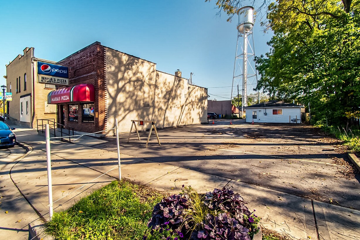 134 S Main St, Oregon, WI 53575 Retail for Sale