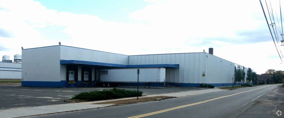 45 Gracey Ave, Meriden, CT for lease - Building Photo - Image 2 of 9