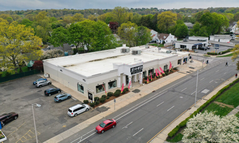 2490 Summer St, Stamford, CT for lease - Building Photo - Image 1 of 7