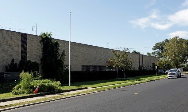 200 McKay Rd, Huntington, NY for sale Building Photo- Image 1 of 1