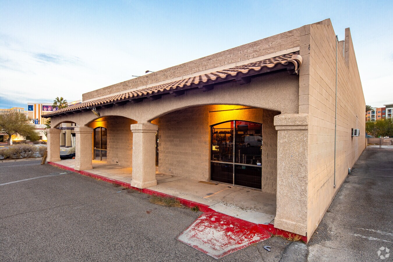 3620 S Highland Dr, Las Vegas, NV 89103