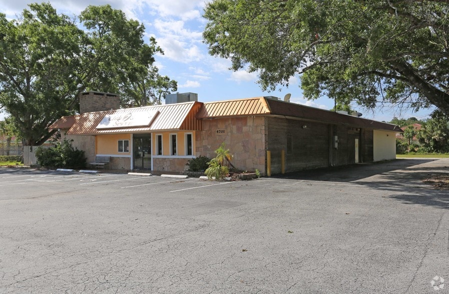 4701 E Moody Blvd, Palm Coast, FL for sale - Building Photo - Image 1 of 14
