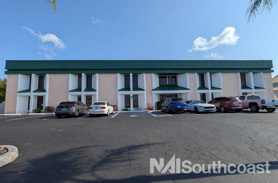 1025 SW Martin Downs Blvd, Palm City, FL for lease Building Photo- Image 1 of 11