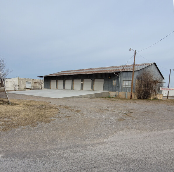 417 SE Stafford St, Lawton, OK for lease - Building Photo - Image 1 of 4