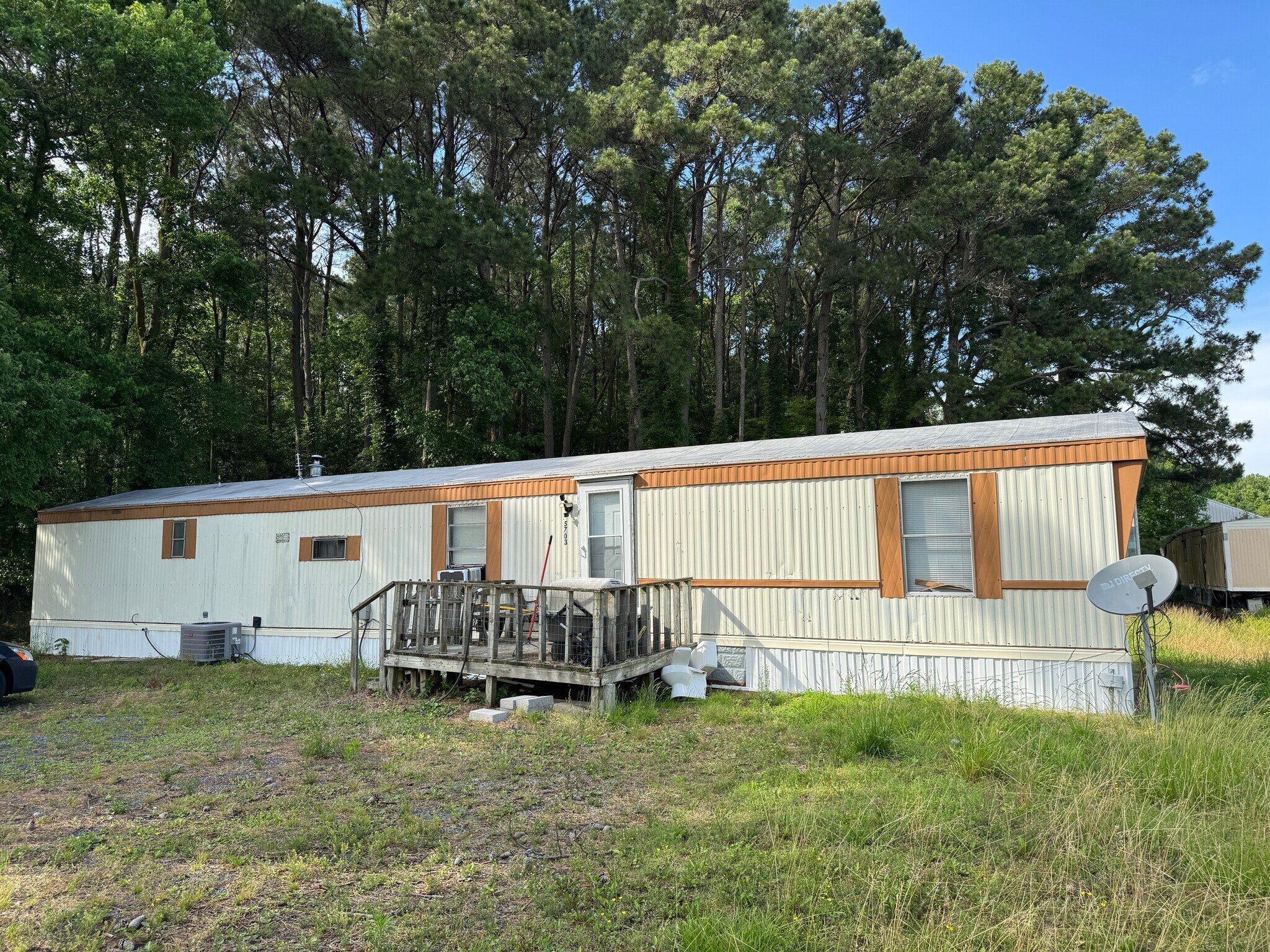 5703 Neal Parker Rd, Withams, VA for sale Primary Photo- Image 1 of 1