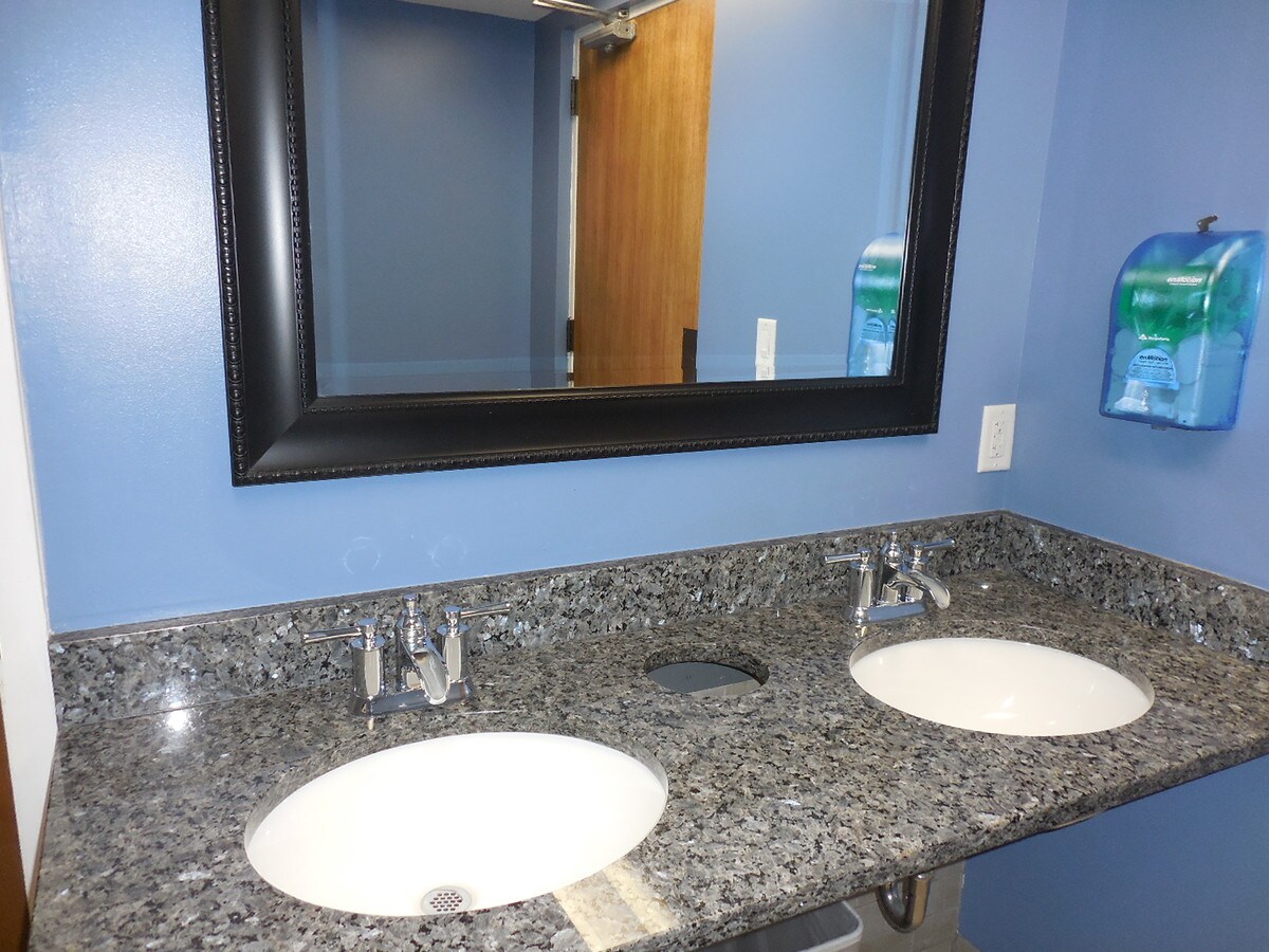 2200 Green Rd, Ann Arbor, MI 48105