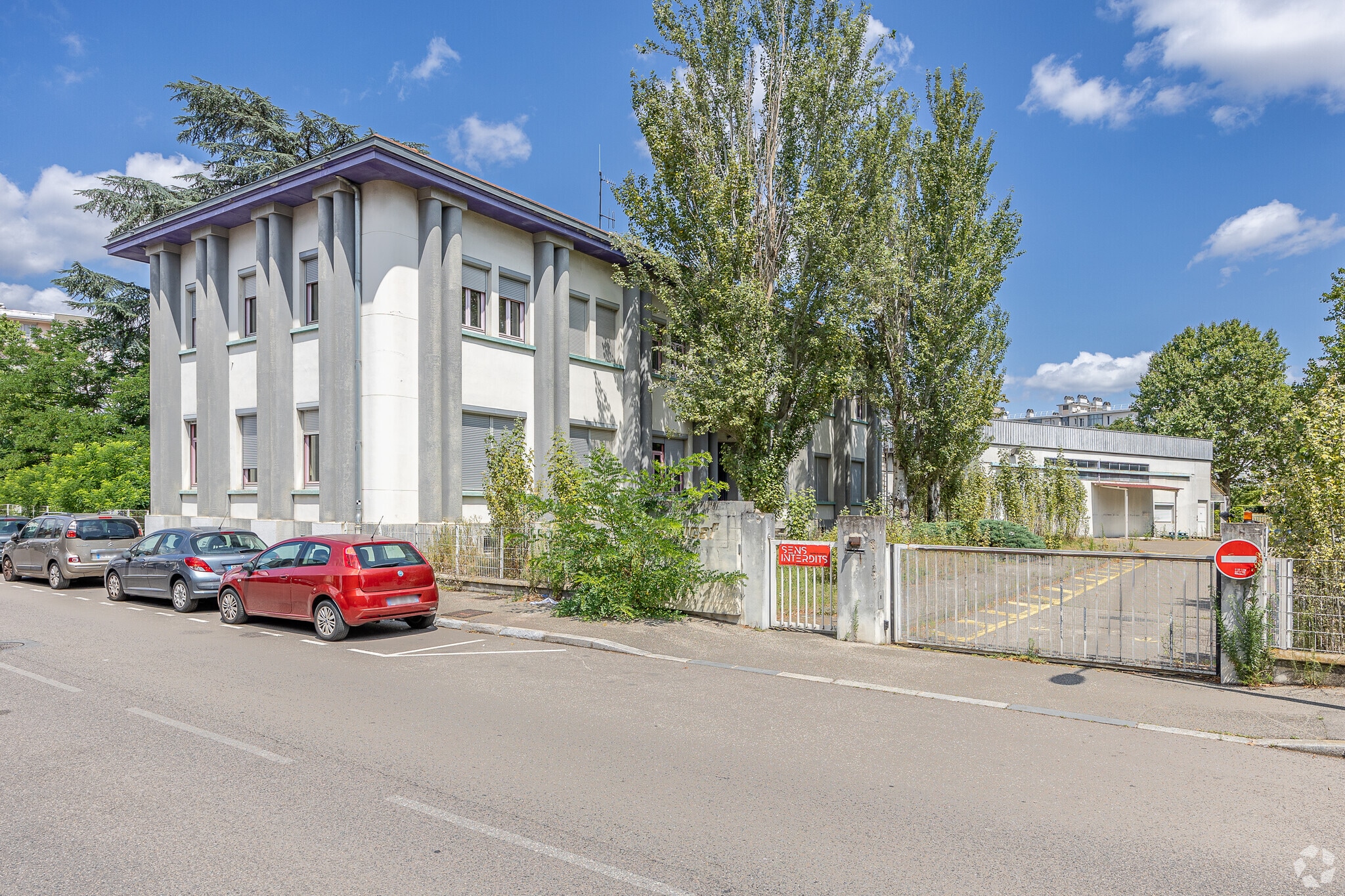 9 Rue Denis, Lyon for sale Primary Photo- Image 1 of 3