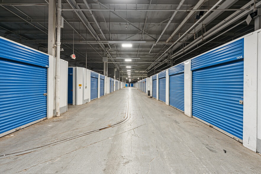 5400 Eadom St, Philadelphia, PA for lease - Building Photo - Image 2 of 4
