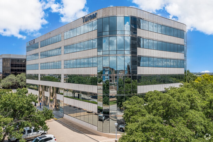 10100 N Central Expy, Dallas, TX for lease - Primary Photo - Image 1 of 30