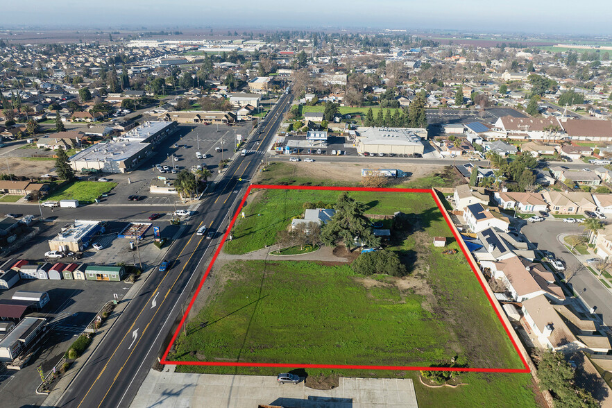 2350 Jackson Ave, Escalon, CA for sale - Primary Photo - Image 1 of 9