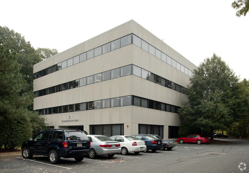 5 Commonwealth Rd, Natick, MA for lease - Building Photo - Image 2 of 16